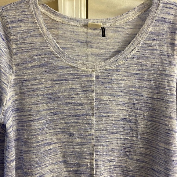 Akemi &Kin Anthropologie the Ezri marled knit asymmetrical‎ tunic top Large - Picture 4 of 11